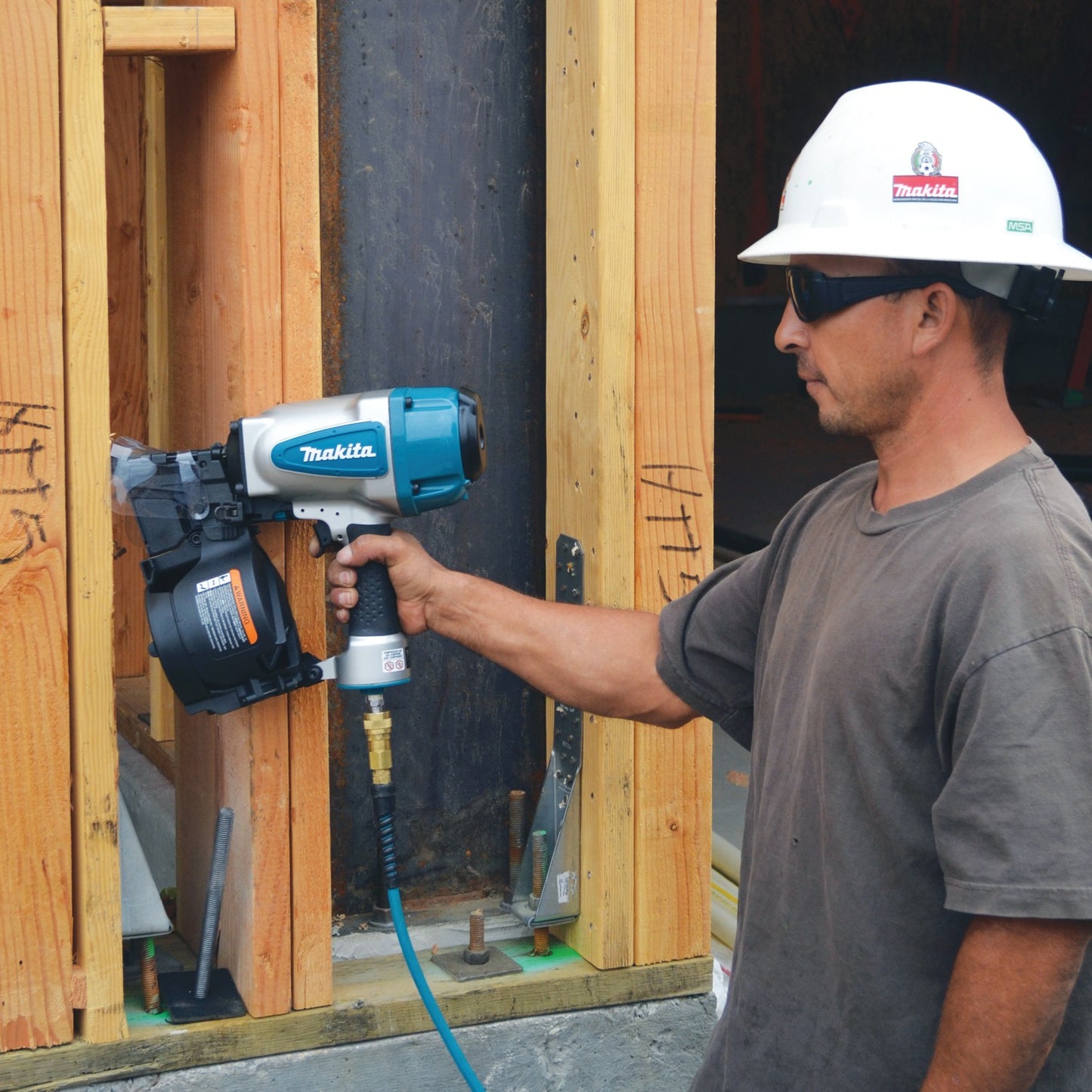 Makita AN902 3‑1/2" Framing Coil Nailer