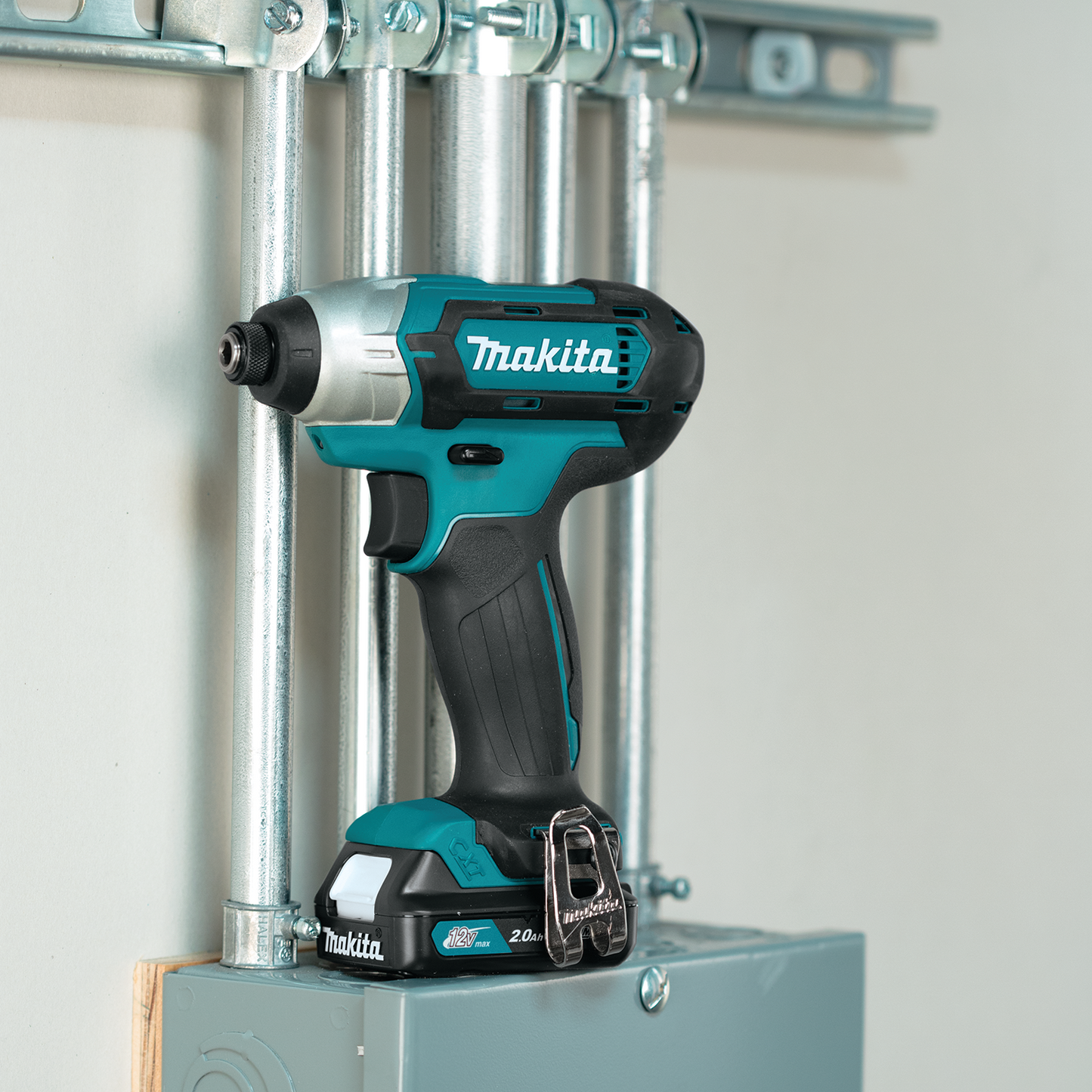 Makita DT03R1 12V max CXT® Lithium‑Ion Cordless Impact Driver Kit (2.0Ah)
