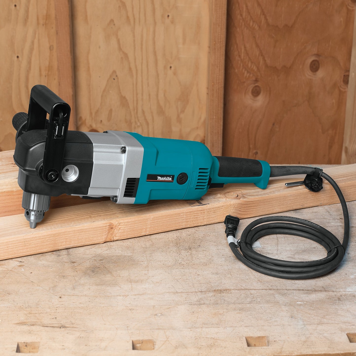Makita DA4031 1/2" Angle Drill, 2‑Speed, Reversible
