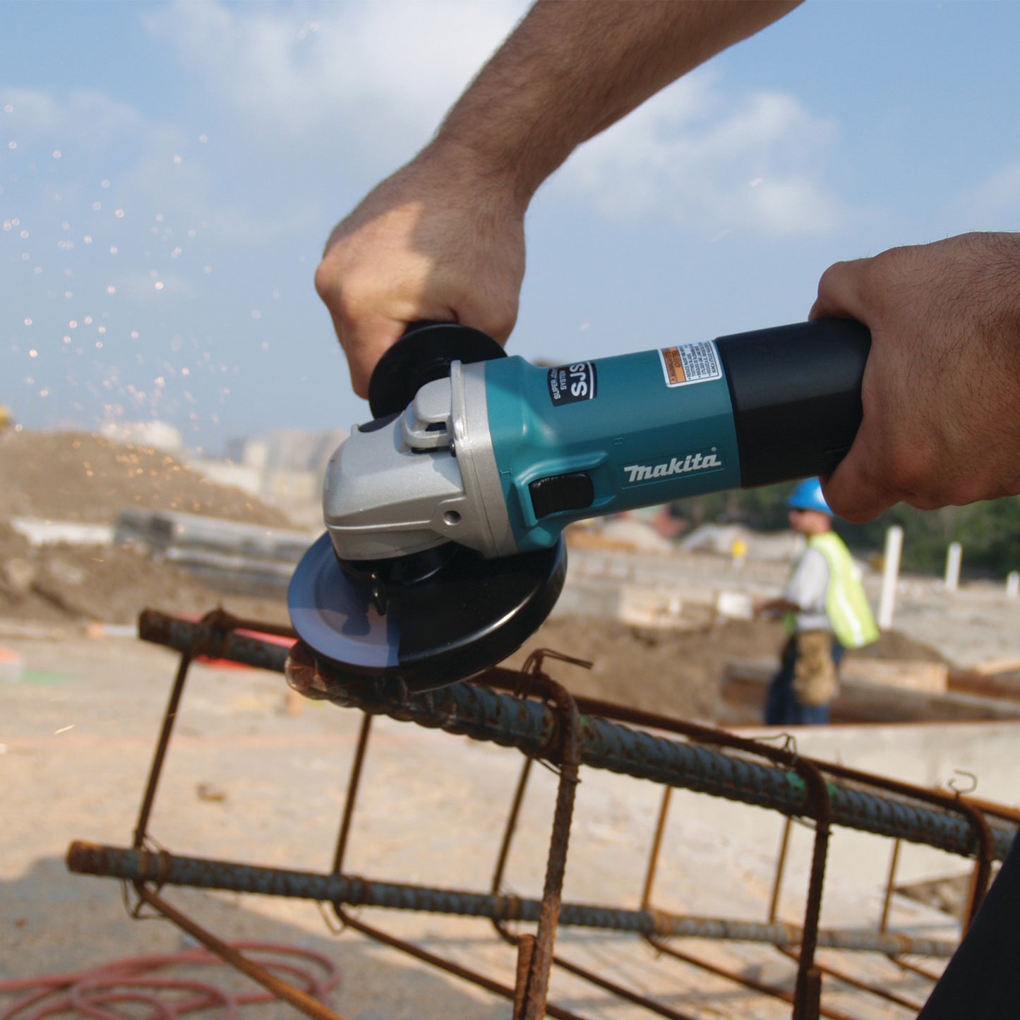 Makita 9564CV 4‑1/2" SJS™ High‑Power Angle Grinder