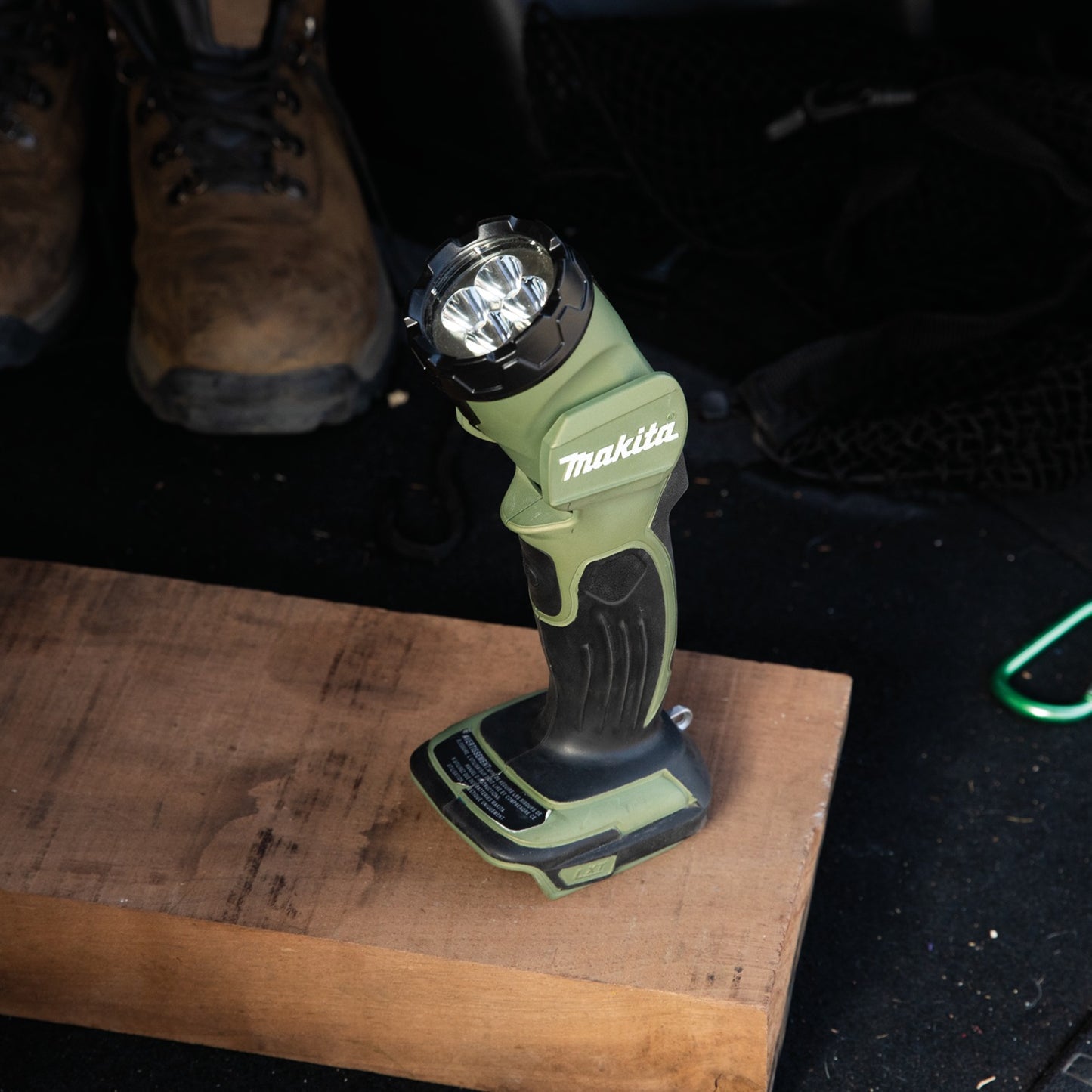 Makita ADML815 Outdoor Adventure™ 18V LXT® L.E.D. Flashlight, Flashlight Only