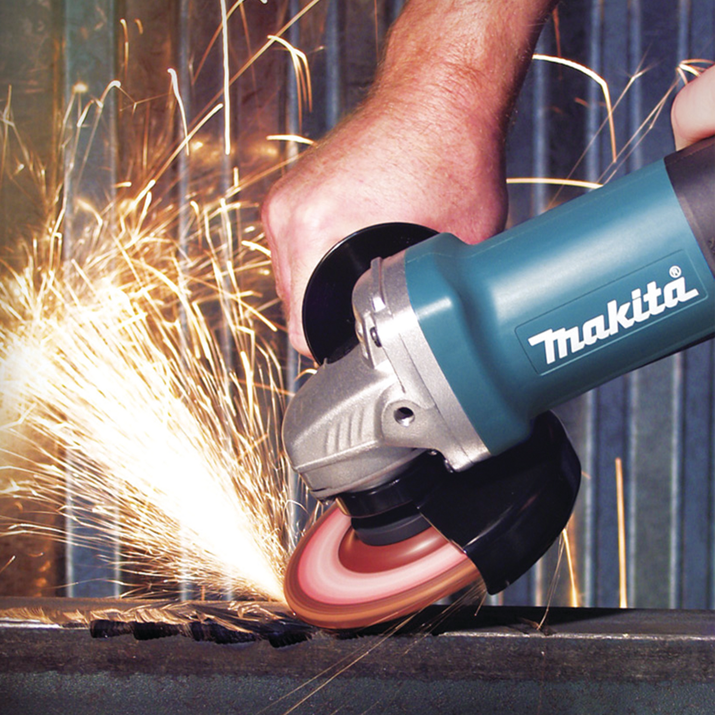 Makita 9557PB 4‑1/2" Paddle Switch Angle Grinder, with AC/DC Switch