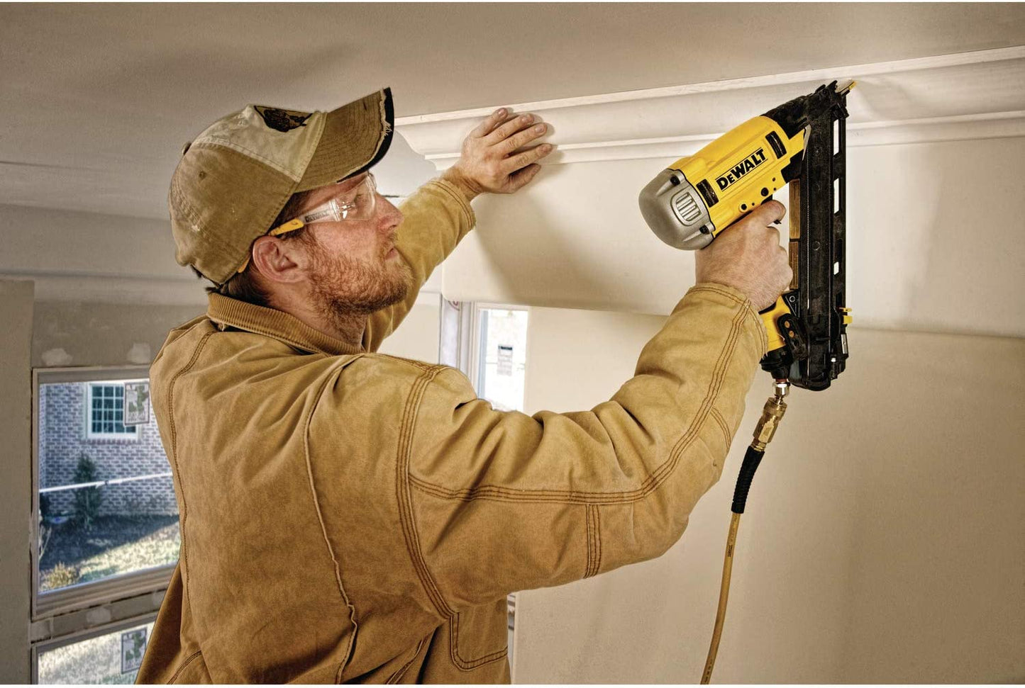 Dewalt DWFP72155 Precision Point "Da" Style Angle Finish Nailer (15 Gauge)