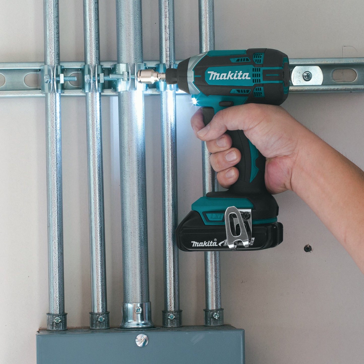 Makita CT225SYX 18V LXT® Lithium‑Ion Compact Cordless 2‑Pc. Combo Kit (1.5Ah)