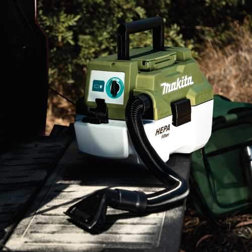 Makita ADCV11T Outdoor Adventure™ 18V LXT® Brushless Wet/Dry Vacuum Kit (5.0Ah)