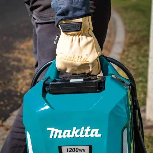 Makita CBU02Z 40V max ConnectX™ Brushless Backpack Blower, Tool Only