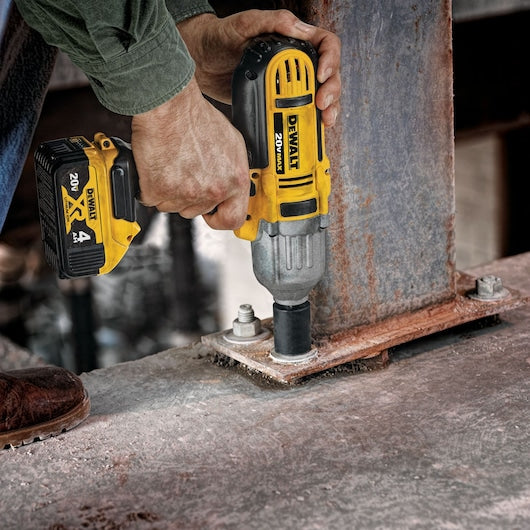Dewalt DCF889M2 Cordless Impact Wrench 20V Max