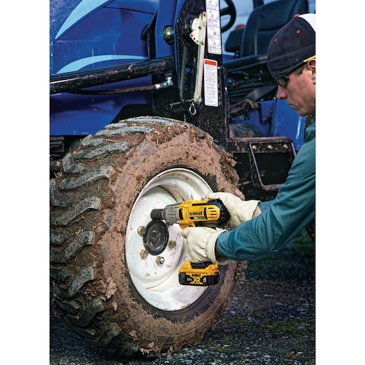 Dewalt DCF889M2 Cordless Impact Wrench 20V Max