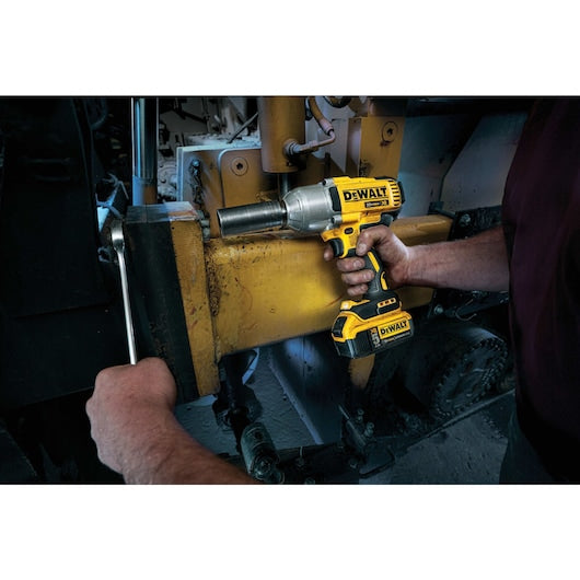 Dewalt DCF899P2 20V Max 700Ft Lb Impactwrench