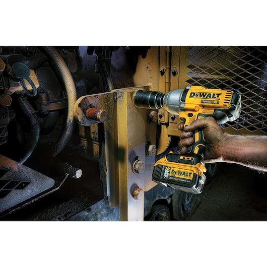 Dewalt DCF899P2 20V Max 700Ft Lb Impactwrench