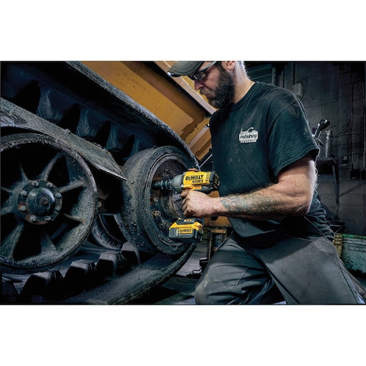 Dewalt DCF899P2 20V Max 700Ft Lb Impactwrench