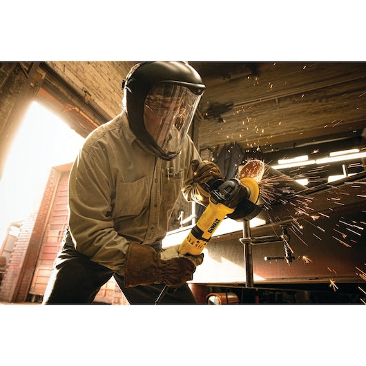 Dewalt DWE43066N 5/6 13A 1700Mwo 9K Trigger No Lock