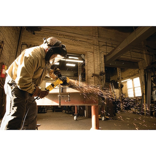 Dewalt DWE43066N 5/6 13A 1700Mwo 9K Trigger No Lock