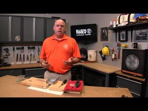 Klein Tools 32517 Multi-Bit Screwdriver / Tap Tool, 14-Piece