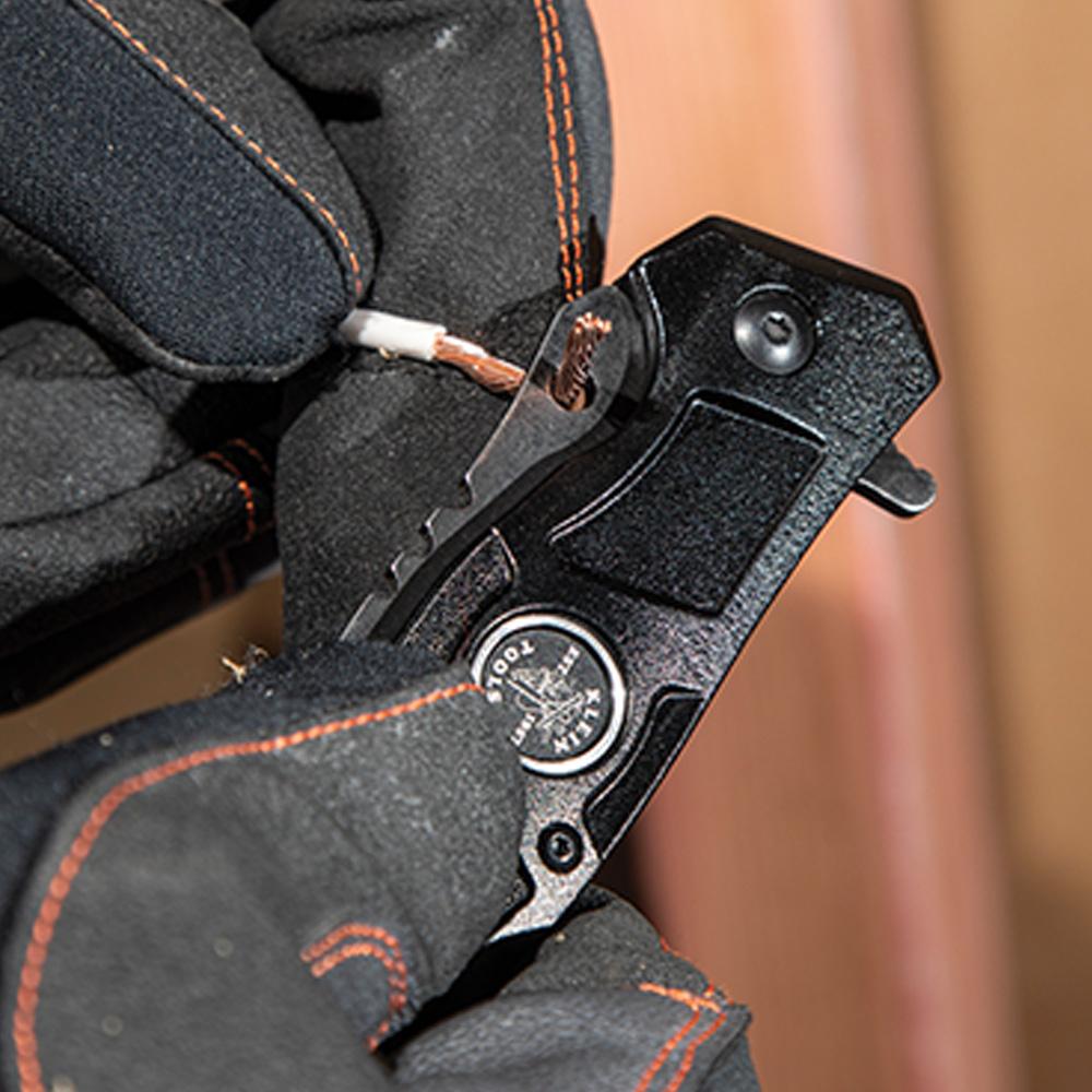 Klein Tools 44228 - Professional Electrician's Pocket Knife with Smooth Bearing-Assisted Opening, Essential Tool for Electrical Work