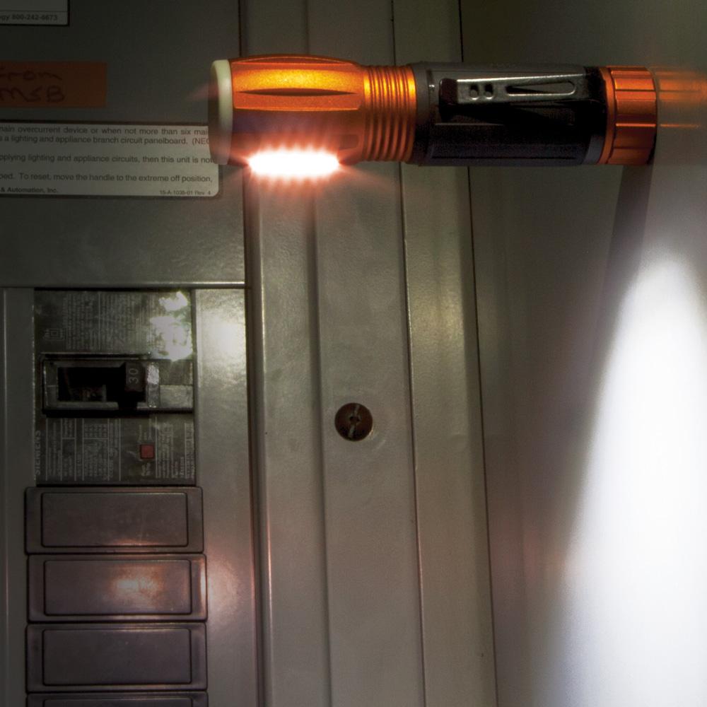 Klein Tools 56028 Led Flashlight With Work Light