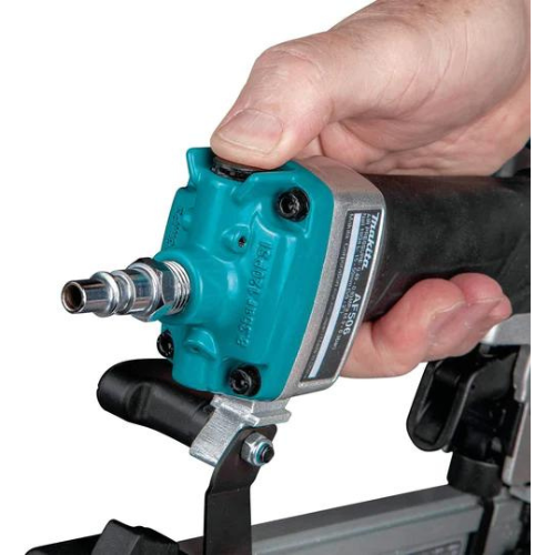 Makita MAC100QK1 Quiet Series 1/2 HP, 1 Gallon Compact, Oil‑Free, Electric Air Compressor, and 18 Gauge Brad Nailer Combo Kit