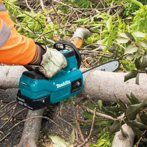Makita XCU10SM1 18V LXT® Lithium‑Ion Brushless Cordless 12" Top Handle Chain Saw Kit (4.0 Ah)