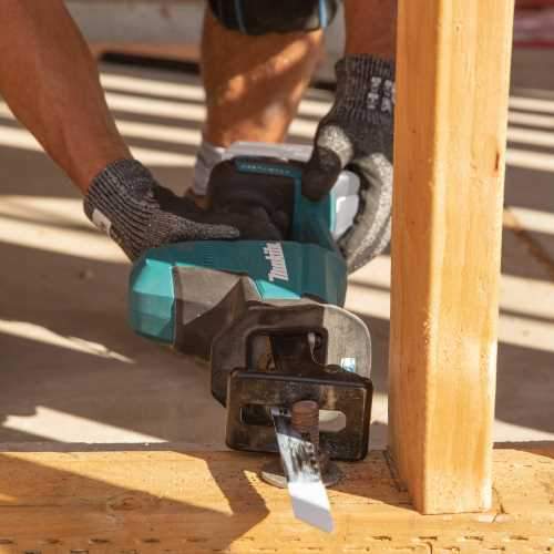 Makita XRJ08Z 18V LXT® Lithium‑Ion Brushless Cordless Compact One‑Handed Recipro Saw, Tool Only