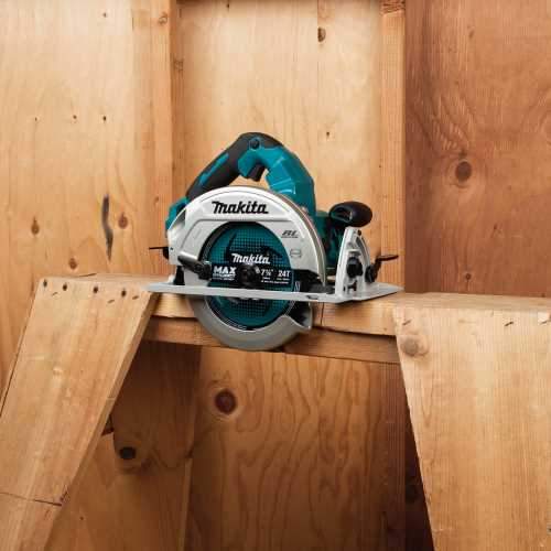 Makita XSH06Z 36V (18V X2) LXT® Brushless 7‑1/4” Circular Saw, Tool Only