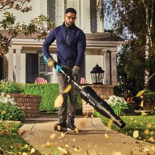 Makita XUX02SM1X3 18V LXT® Lithium‑Ion Brushless Cordless Couple Shaft Power Head Kit w/ 13" String Trimmer & Blower Attachments (4.0Ah)