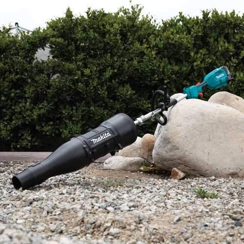 Makita XUX02SM1X3 18V LXT® Lithium‑Ion Brushless Cordless Couple Shaft Power Head Kit w/ 13" String Trimmer & Blower Attachments (4.0Ah)