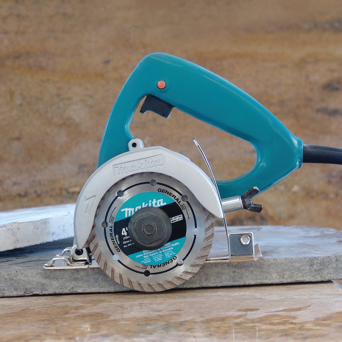 Makita 4100NH 4‑3/8" Masonry Saw