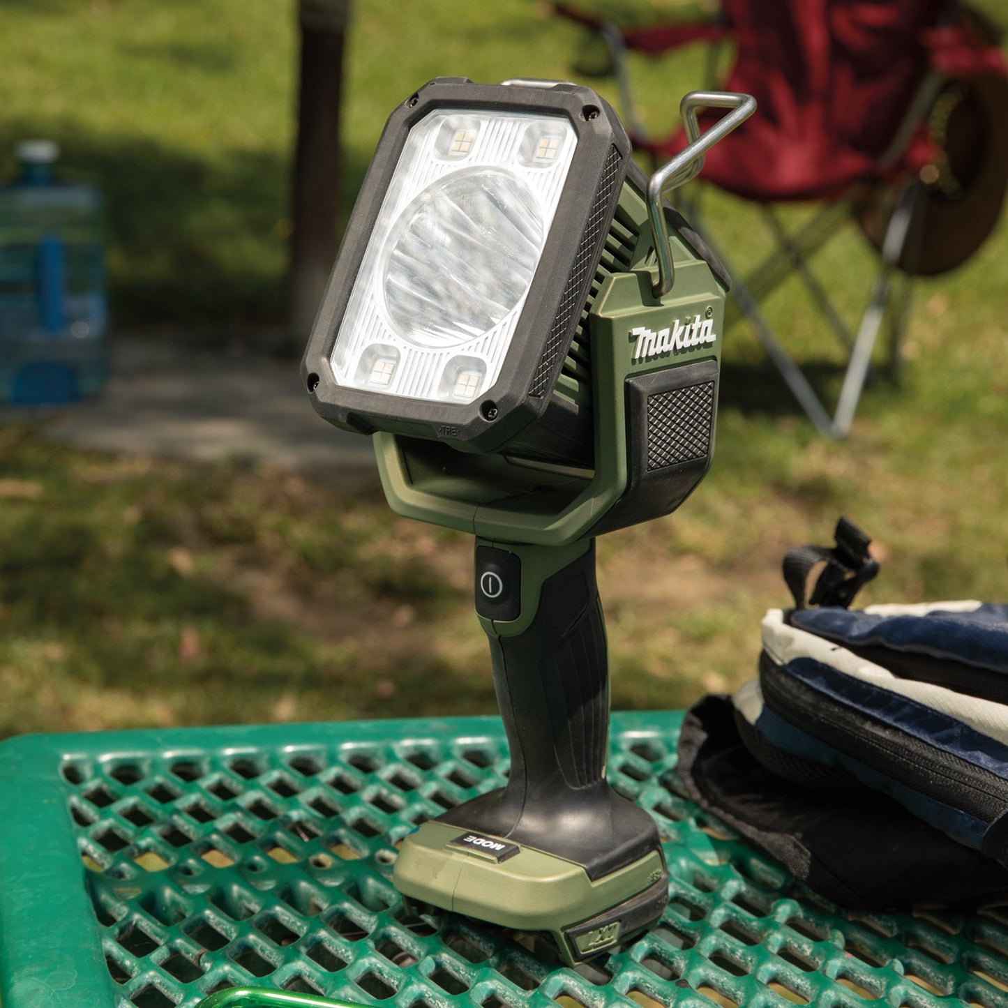 Makita ADML812 Outdoor Adventure™ 18V LXT® L.E.D. Flashlight/Spotlight, Light Only