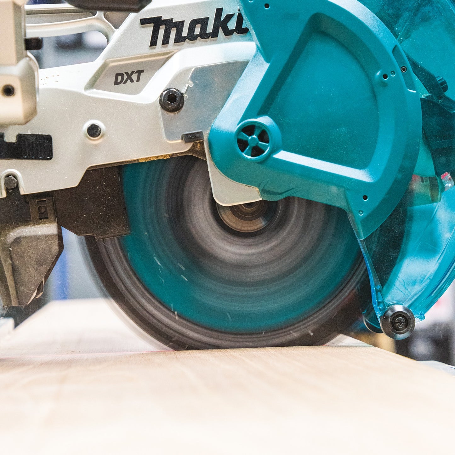Makita B-62103 10" 45T Carbide‑Tipped Max Efficiency Miter Saw Blade