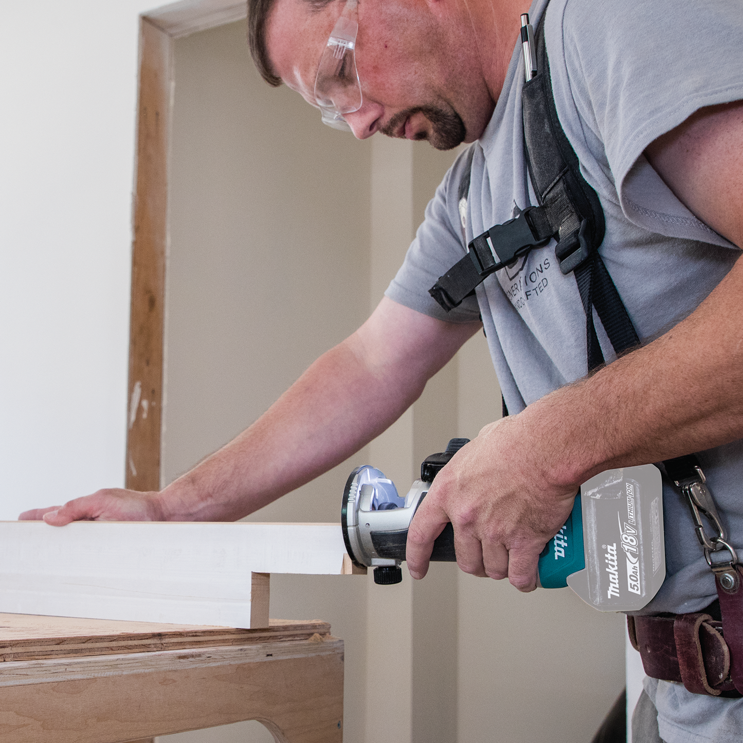Makita XTR01Z 18V LXT® Lithium‑Ion Brushless Cordless Compact Router, Tool Only