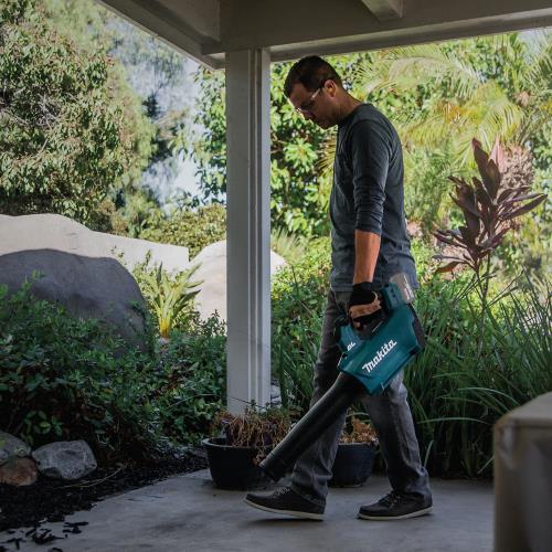 Makita XBU03Z 18V LXT® Lithium‑Ion Brushless Cordless Blower, Tool Only