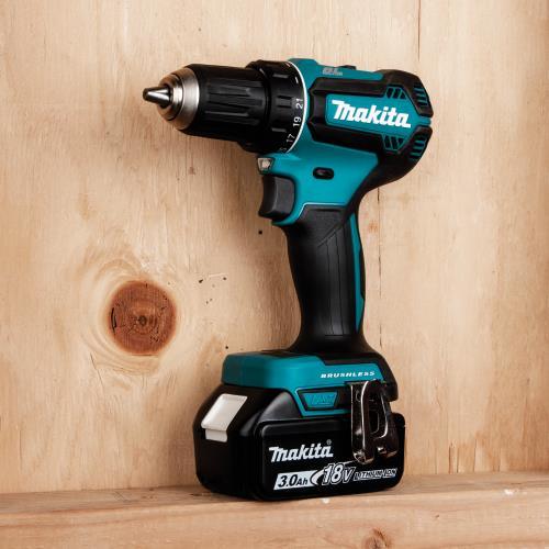 Makita XFD131 18V LXT® Lithium‑Ion Brushless Cordless 1/2" Driver‑Drill Kit (3.0Ah)