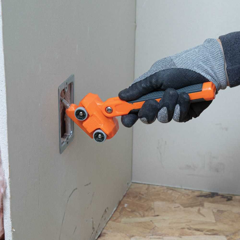 Klein Tools 50611 Magnetic Wire Puller