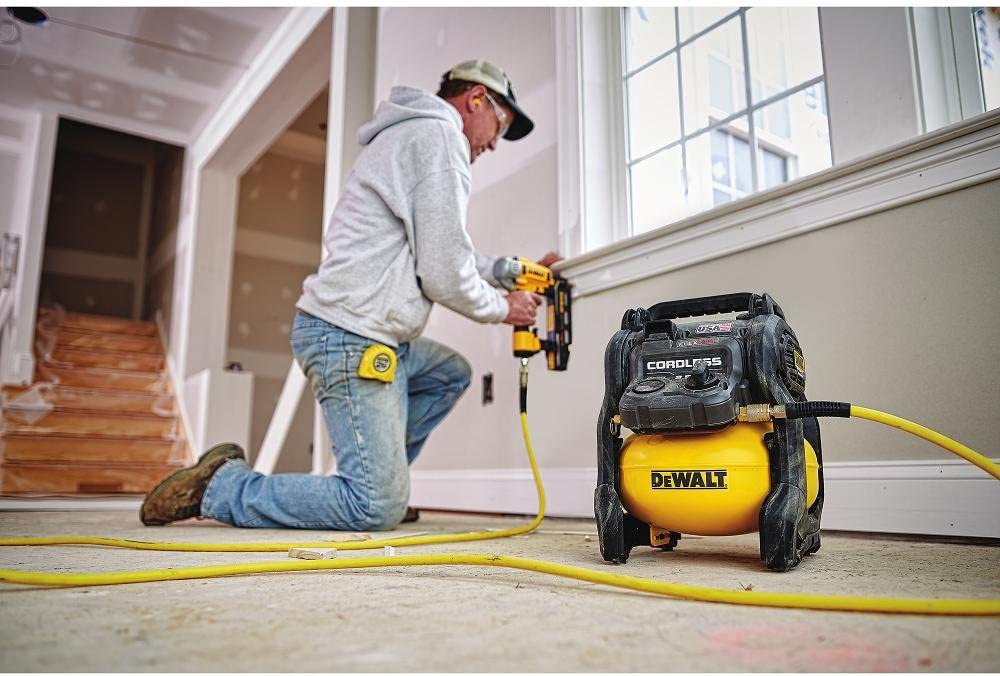 Dewalt DCC2560T1 Flexvolt® 60V Max* 2.5 Gallon Cordless Air Compressor Kit