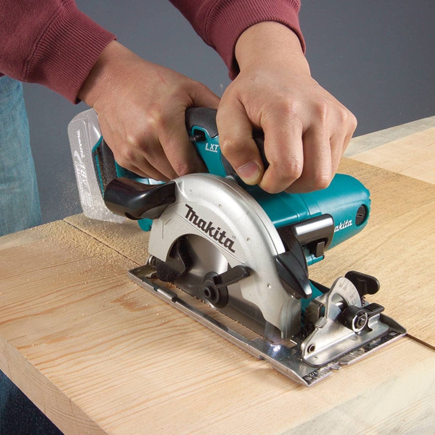 Makita XSS03Z 18V LXT® Lithium‑Ion Cordless 5‑3/8" Circular Trim Saw, Tool Only