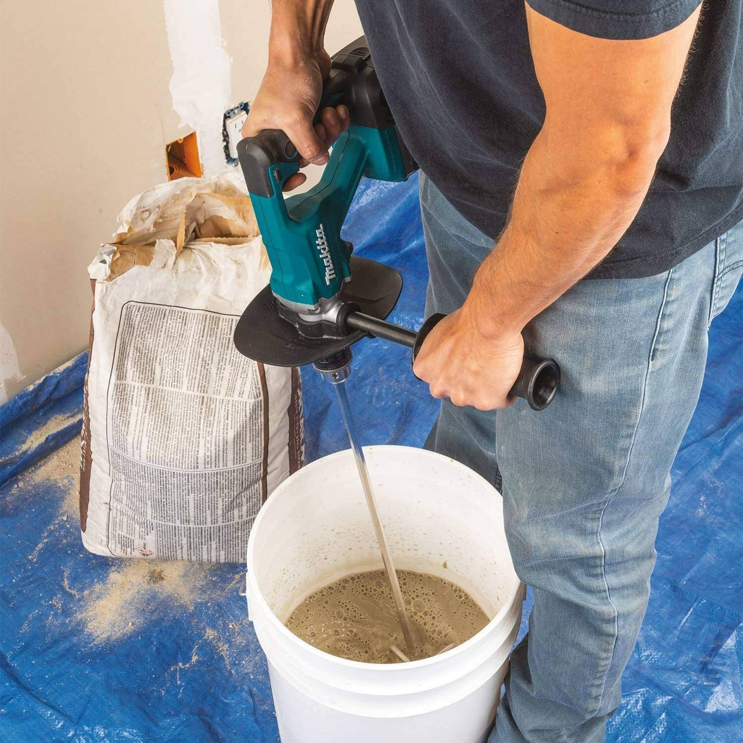 Makita XTU02Z 18V LXT® Lithium‑Ion Brushless Cordless 1/2" Mixer, Tool Only