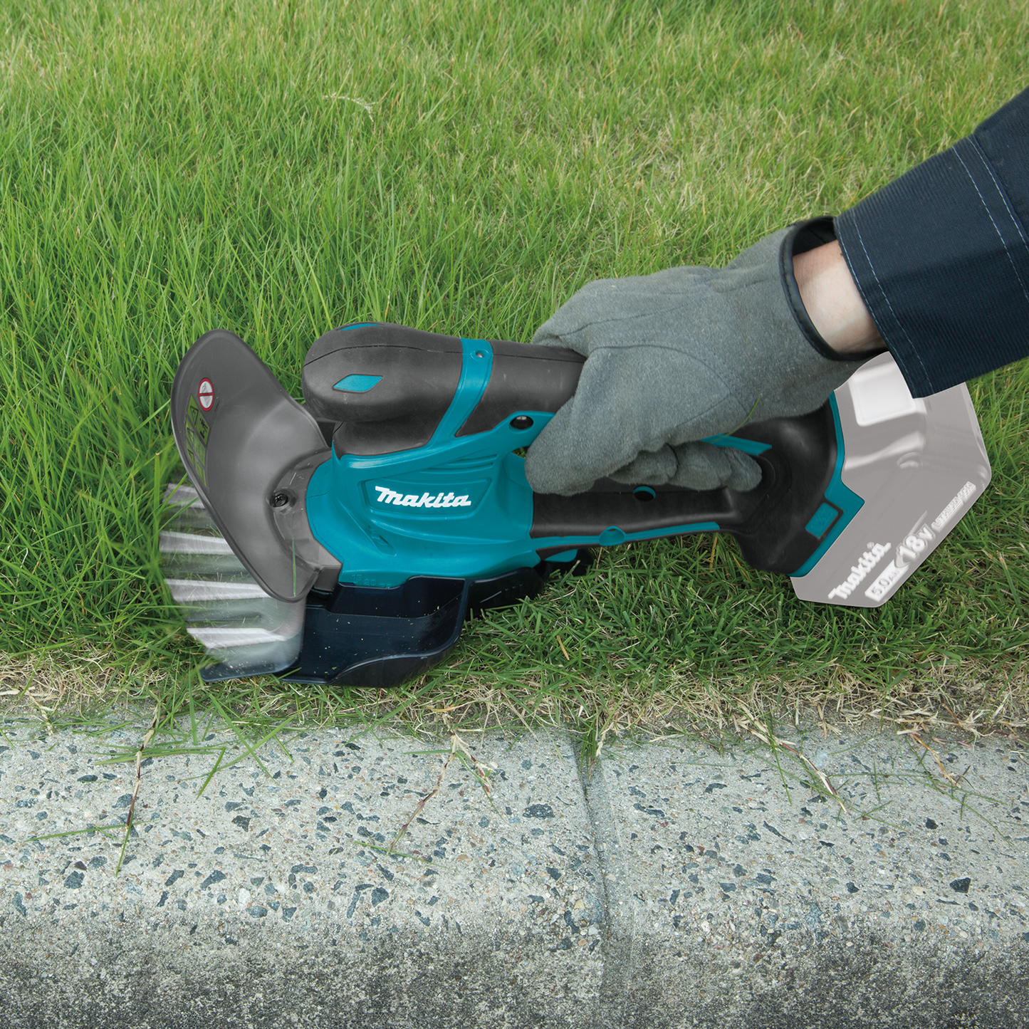 Makita MU04Z 12V max CXT® Lithium‑Ion Cordless Grass Shear, Tool Only