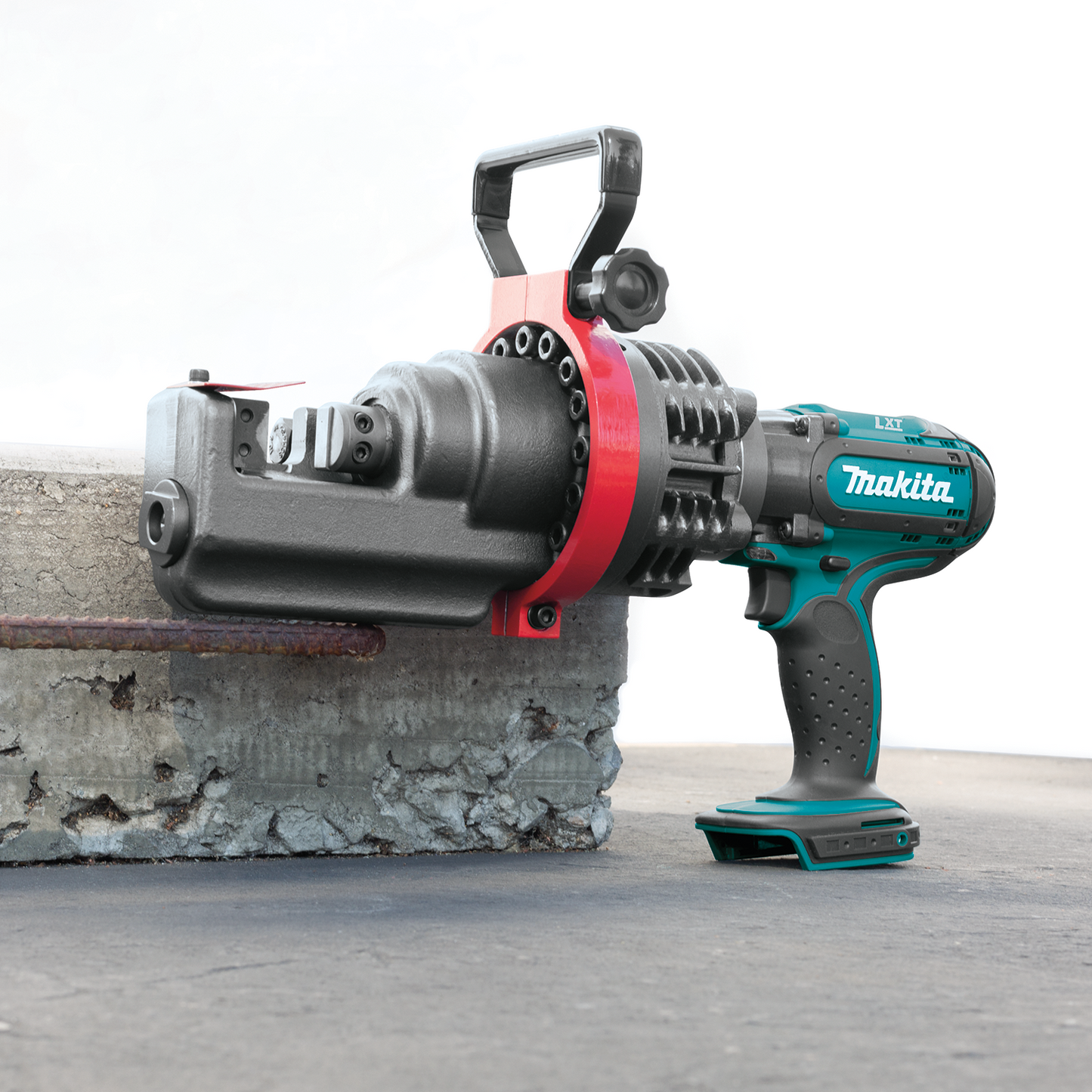 Makita XCS01Z 18V LXT® Lithium‑Ion Cordless Rebar Cutter, Tool Only