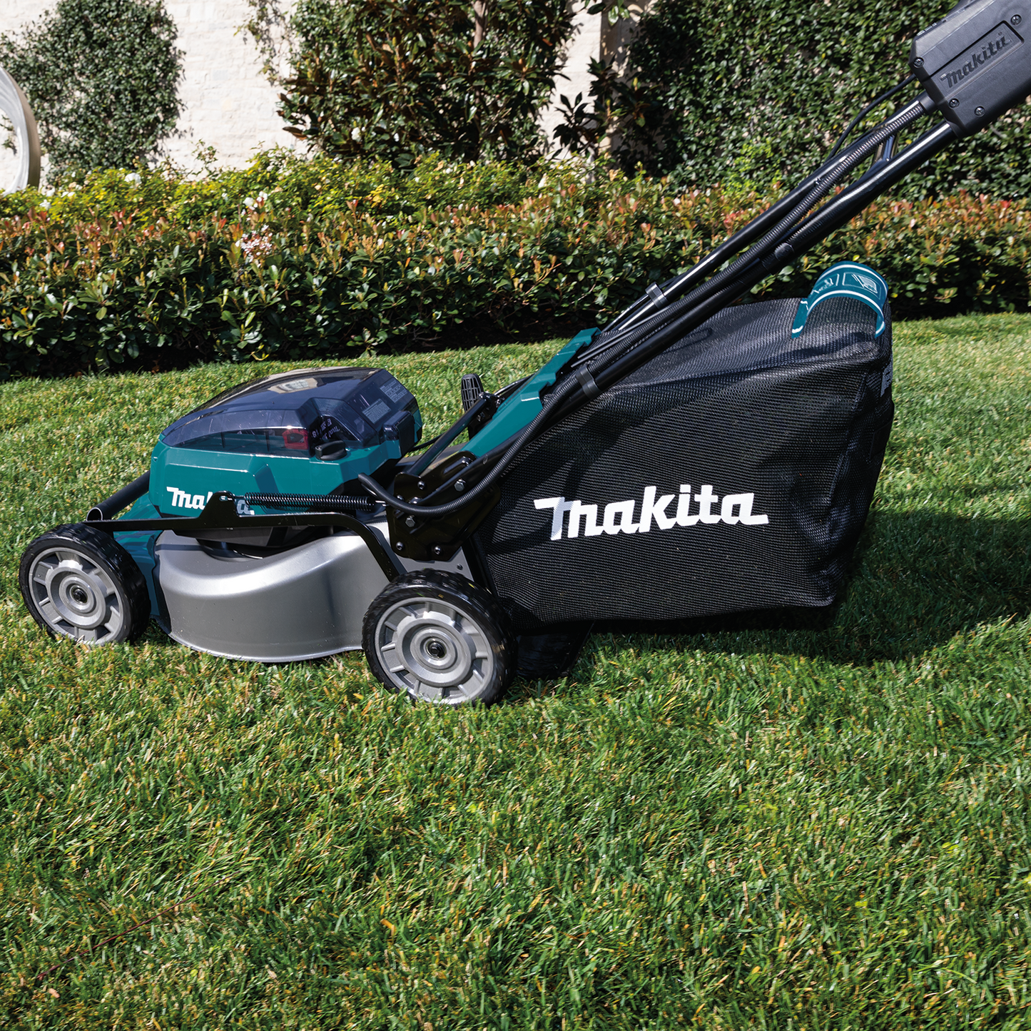 Makita XML06Z 36V (18V X2) LXT® Brushless 18" Self‑Propelled Commercial Lawn Mower, Tool Only