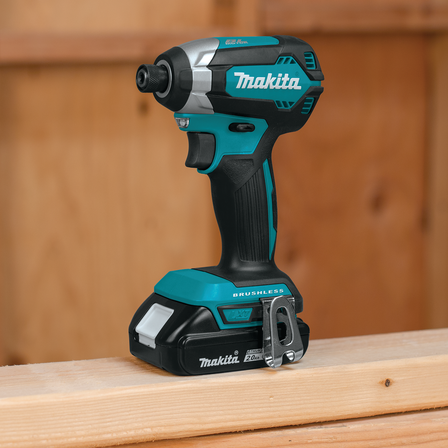 Makita XDT13R 18V LXT® Lithium‑Ion Compact Brushless Cordless Impact Driver Kit (2.0Ah)