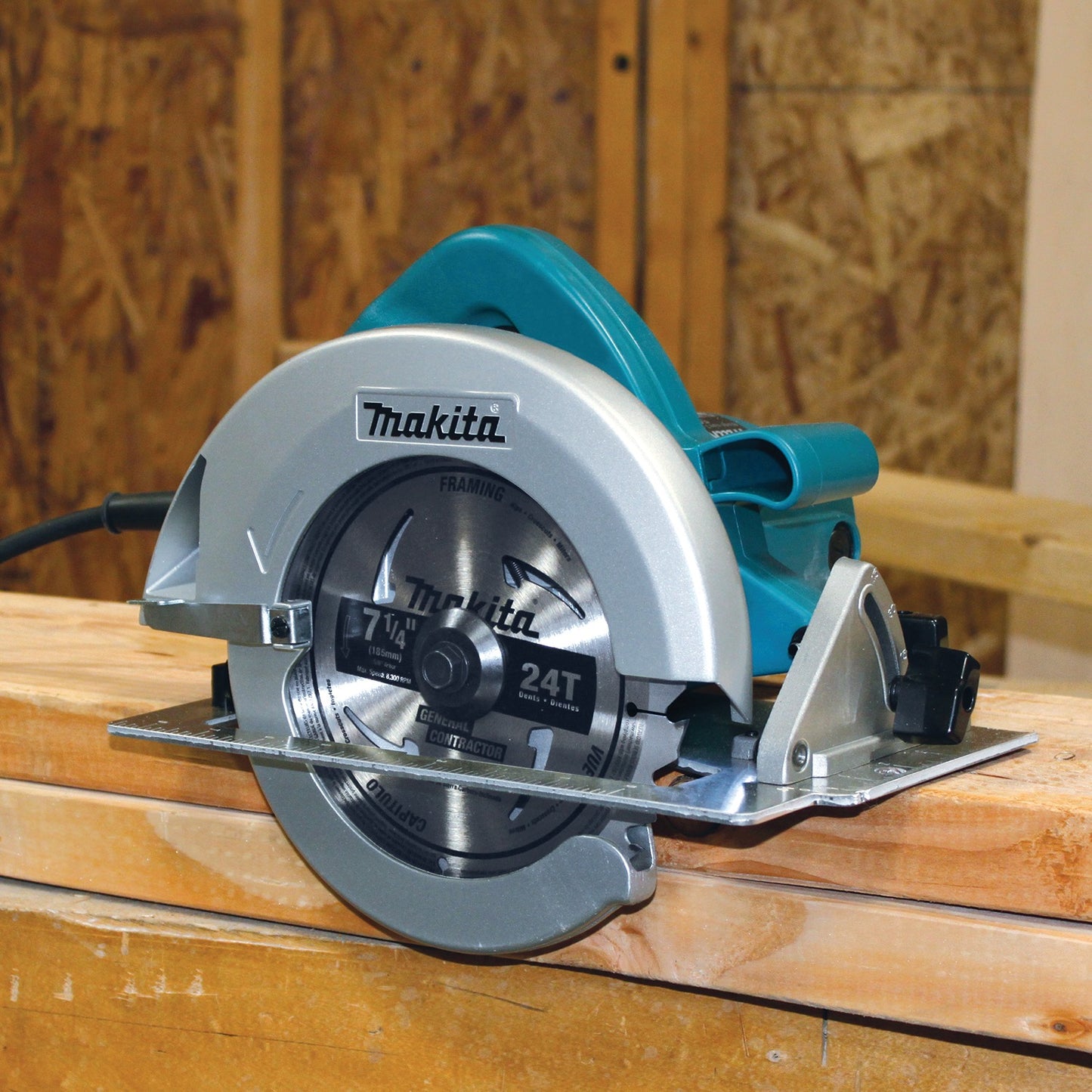 Makita 5007FA 7‑1/4" Circular Saw, with Electric Brake