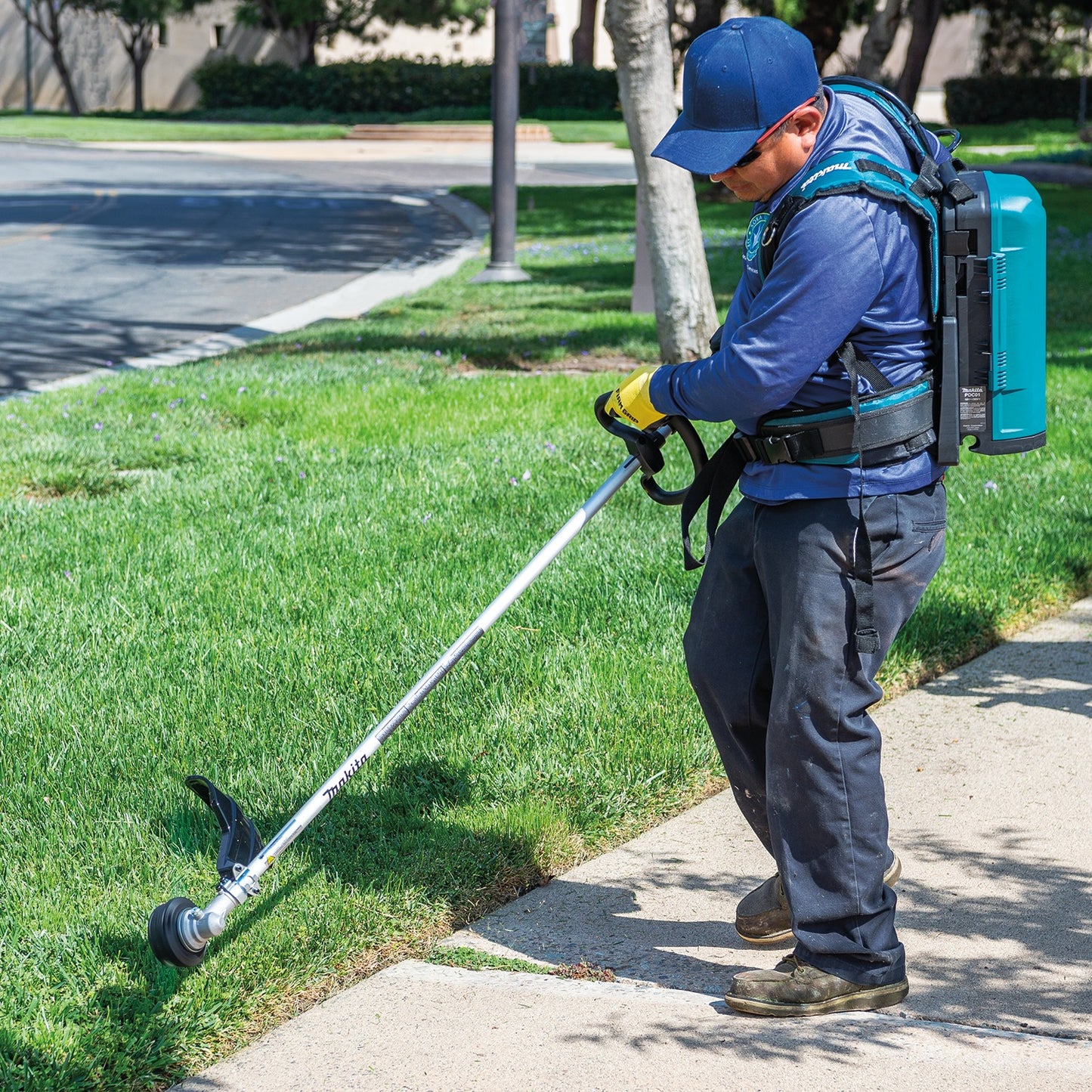 Makita CRU03Z 40V max ConnectX™ Brushless String Trimmer, Tool Only