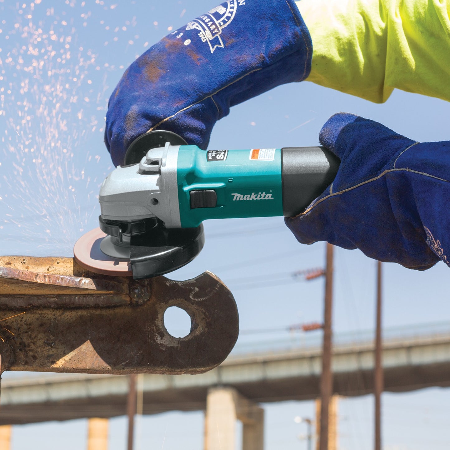 Makita 9564P 4‑1/2" SJS™ Paddle Switch Angle Grinder