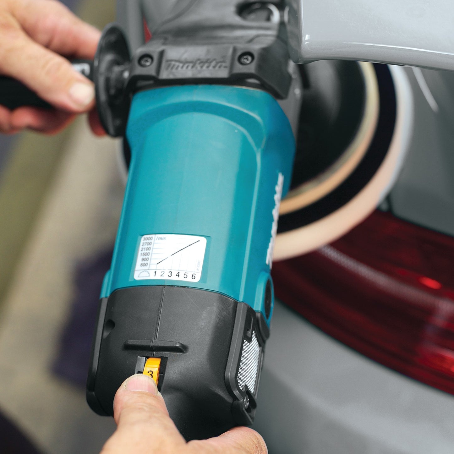 Makita 9237C 7" Polisher