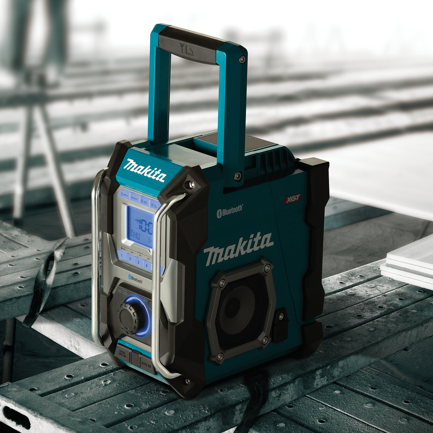 Makita GRM02 40V max XGT® Cordless/Corded Bluetooth® Job Site Radio, Tool Only