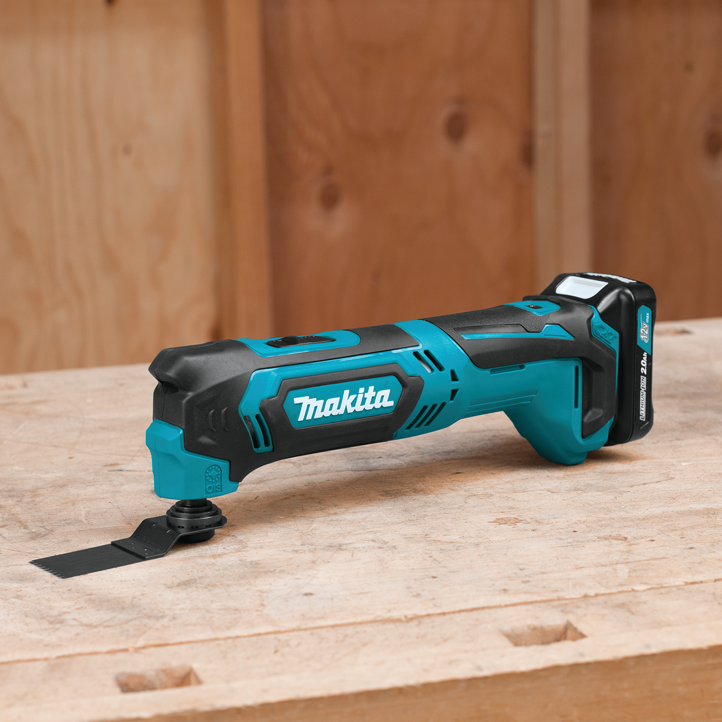 Makita MT01R1 12V max CXT® Lithium‑Ion Cordless Oscillating Multi‑Tool Kit (2.0Ah)