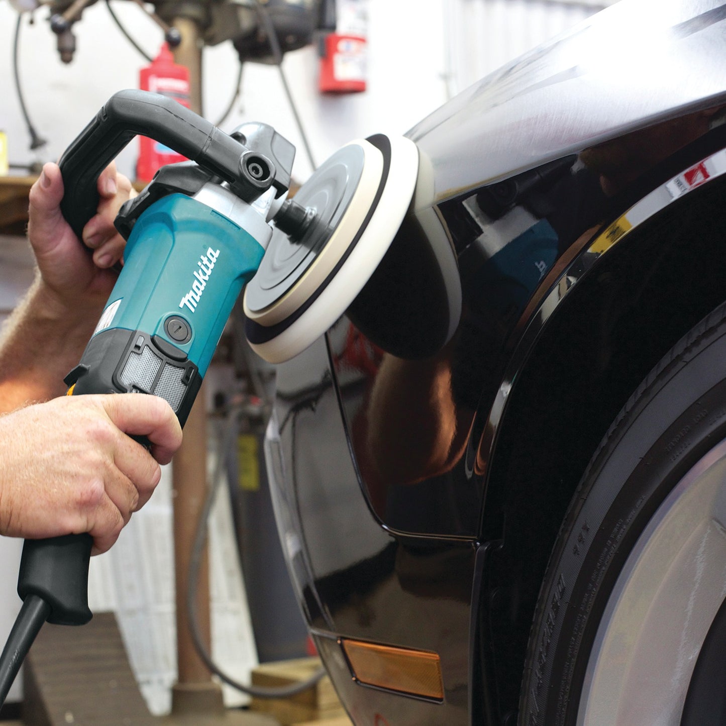 Makita 9237C 7" Polisher