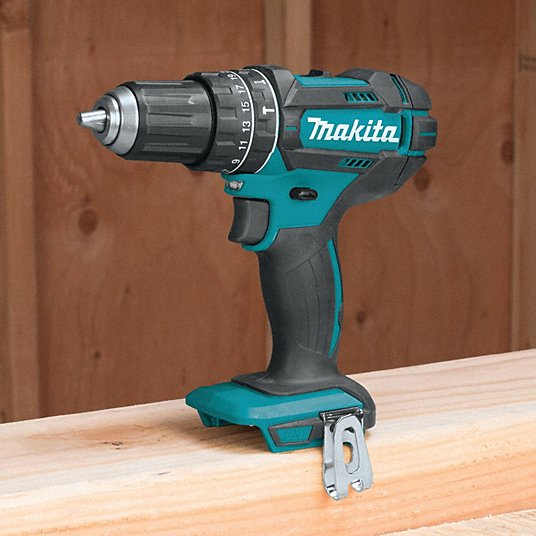 Makita XT261M 18V LXT® Lithium‑Ion Cordless 2‑Pc. Combo Kit (4.0Ah)