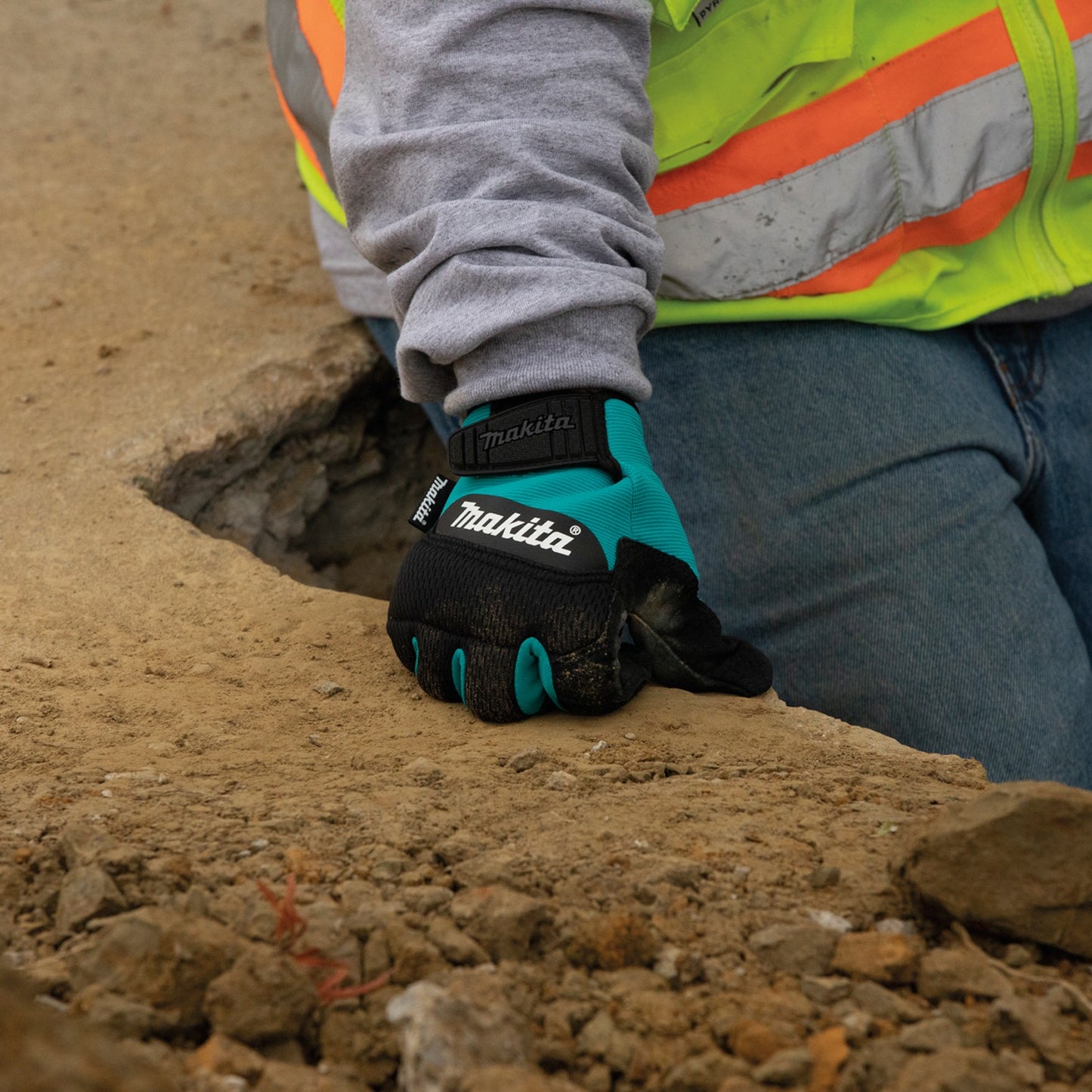 Makita T-04226 100% Genuine Leather‑Palm Performance Gloves (Large)