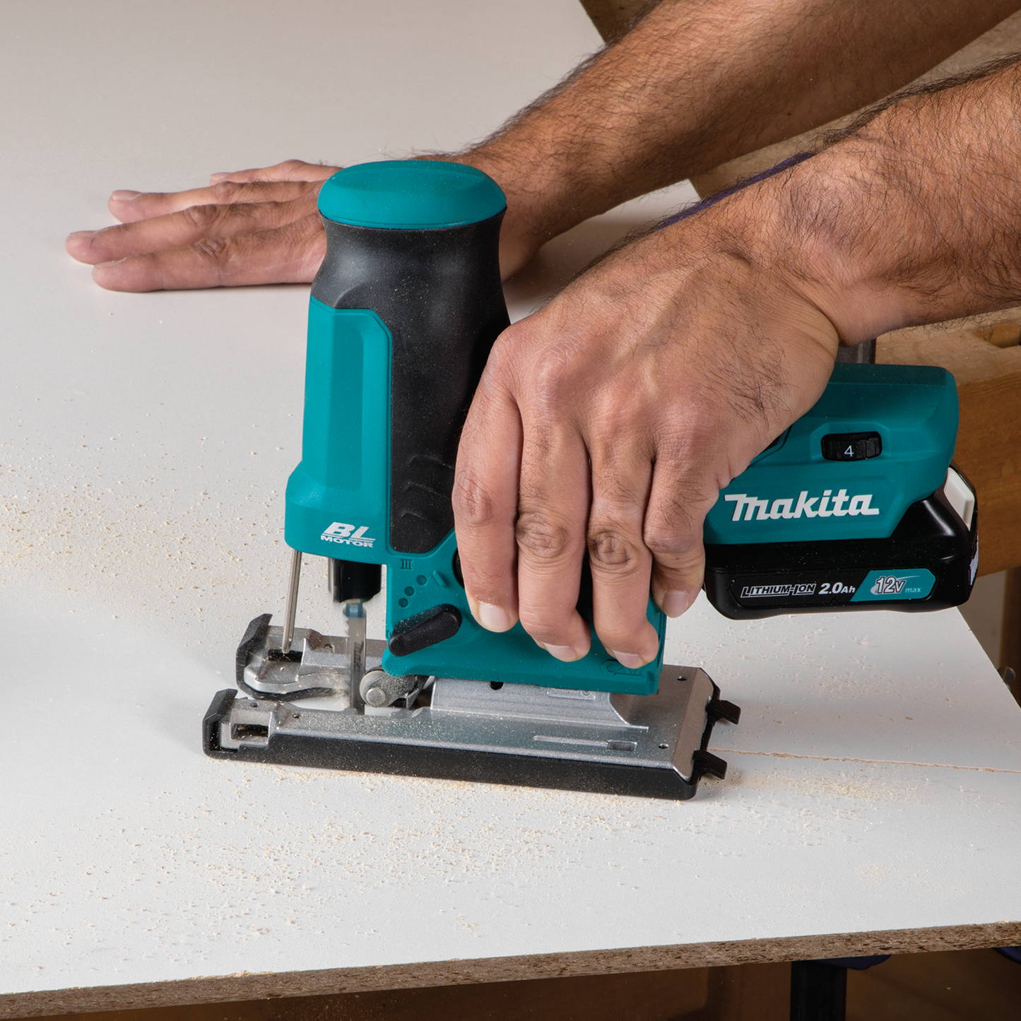 Makita VJ05R1J 12V max CXT® Lithium‑Ion Brushless Cordless Barrel Grip Jig Saw Kit (2.0Ah)